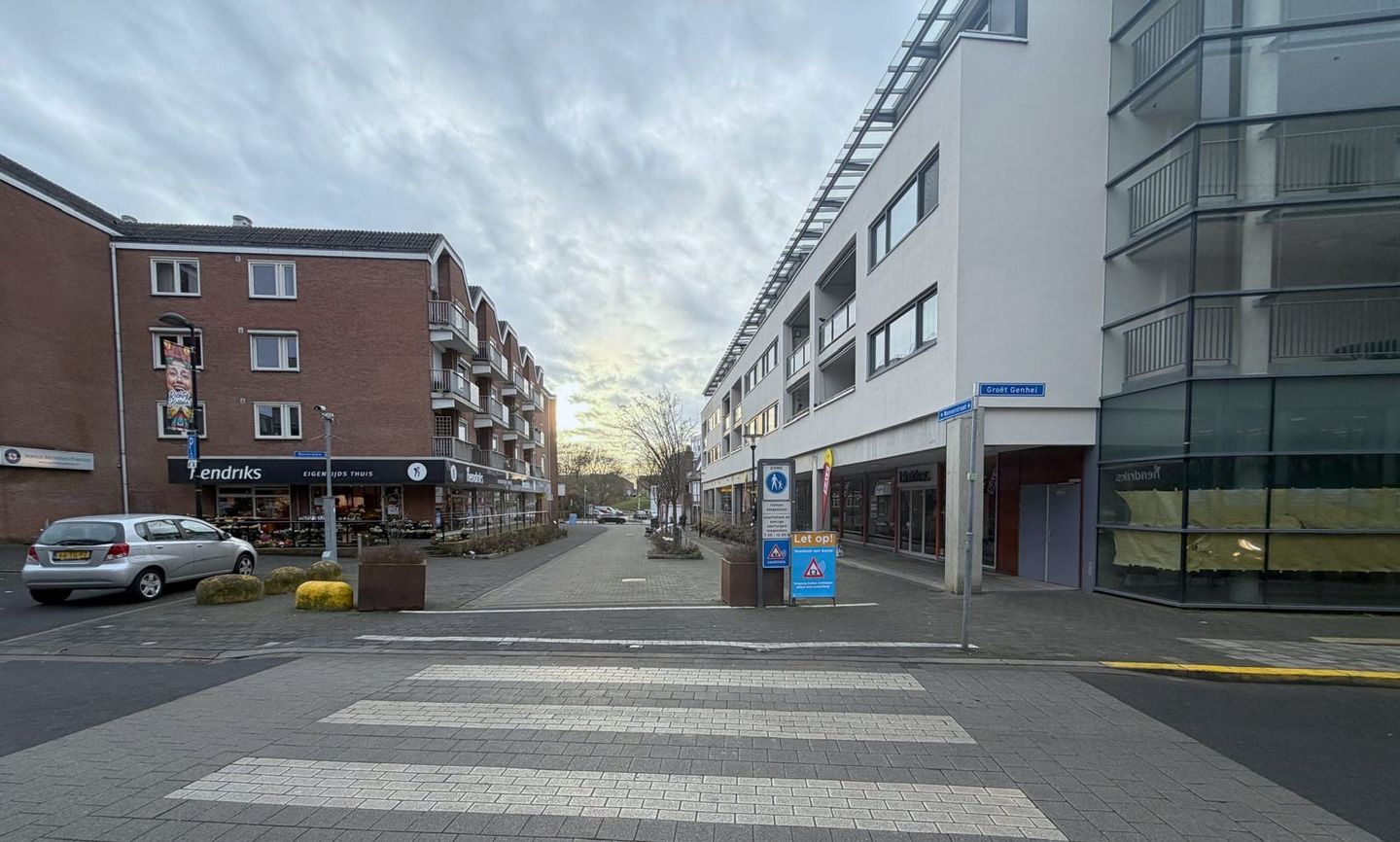 View photo 3 of Wannerstraat 16-D