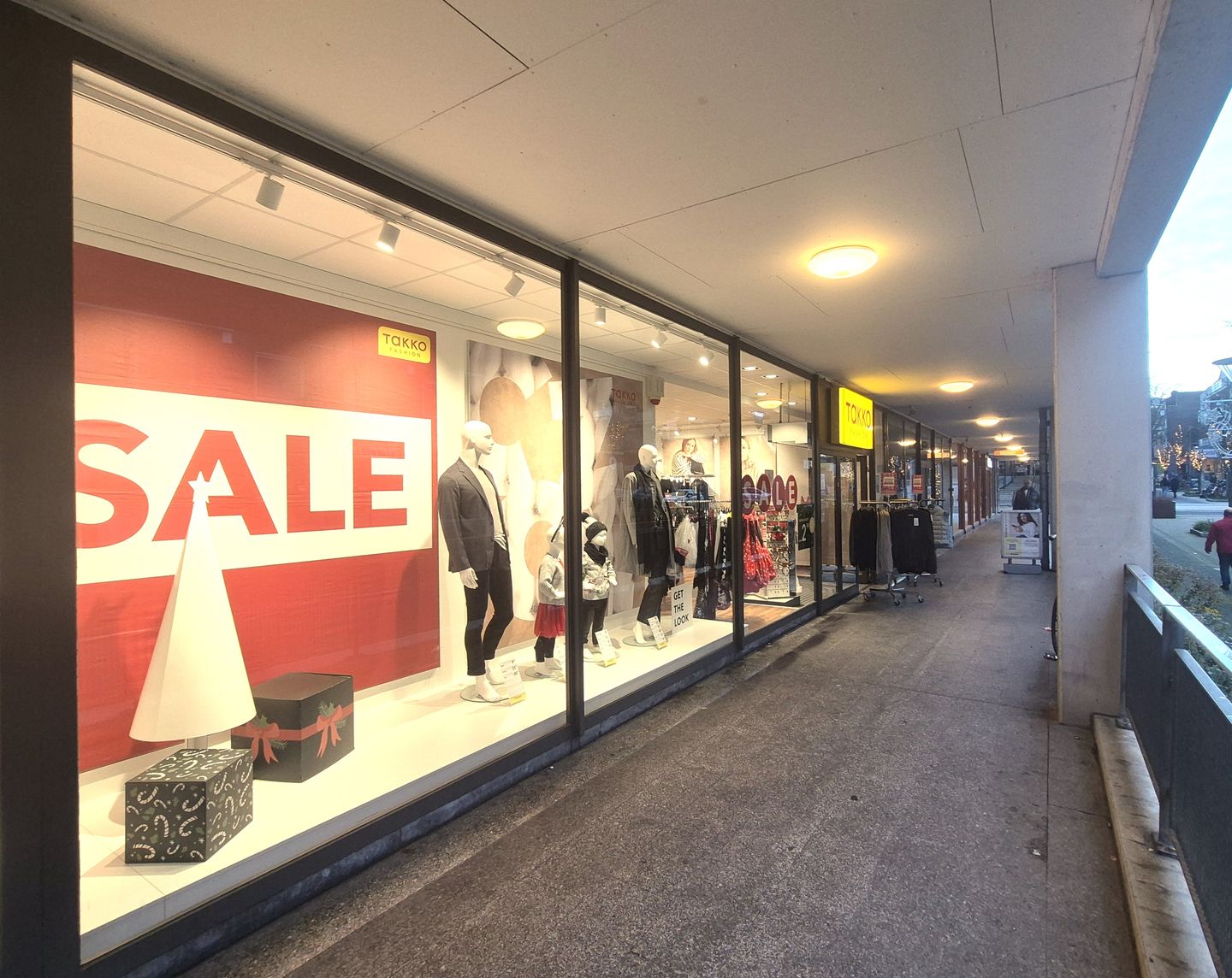 View photo 4 of Wannerstraat 16-D