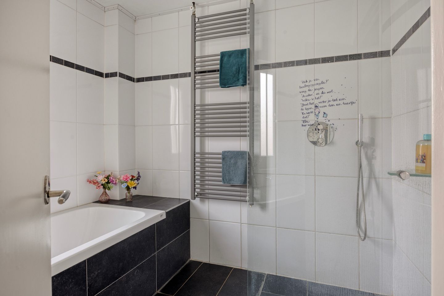 Foto 25 van Theerestraat 70