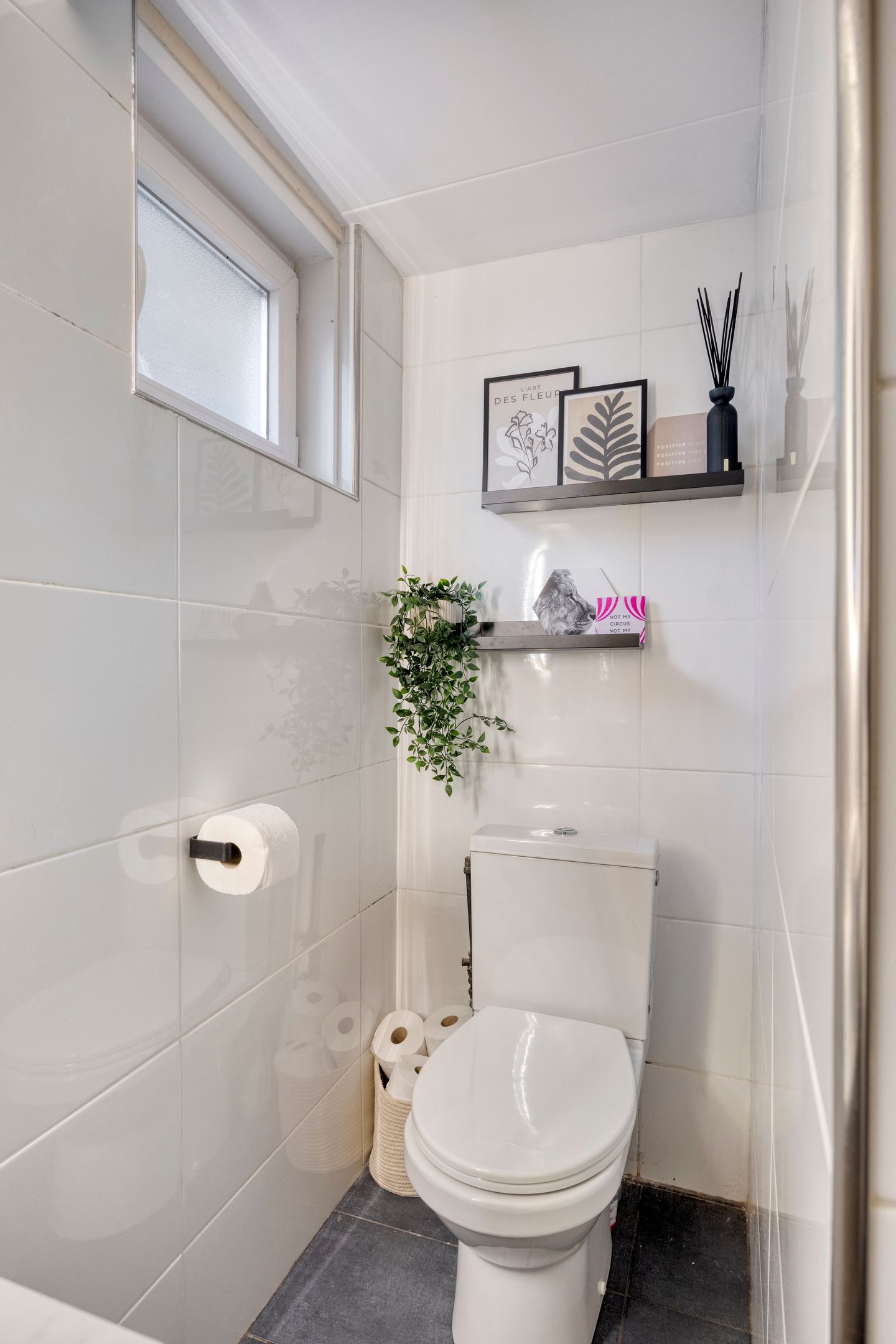 Foto 12 van Burg. Lemmensstraat 229