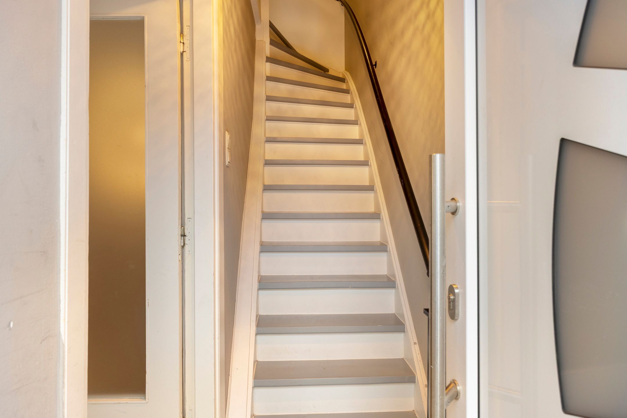 Foto 15 van Burg. Lemmensstraat 229