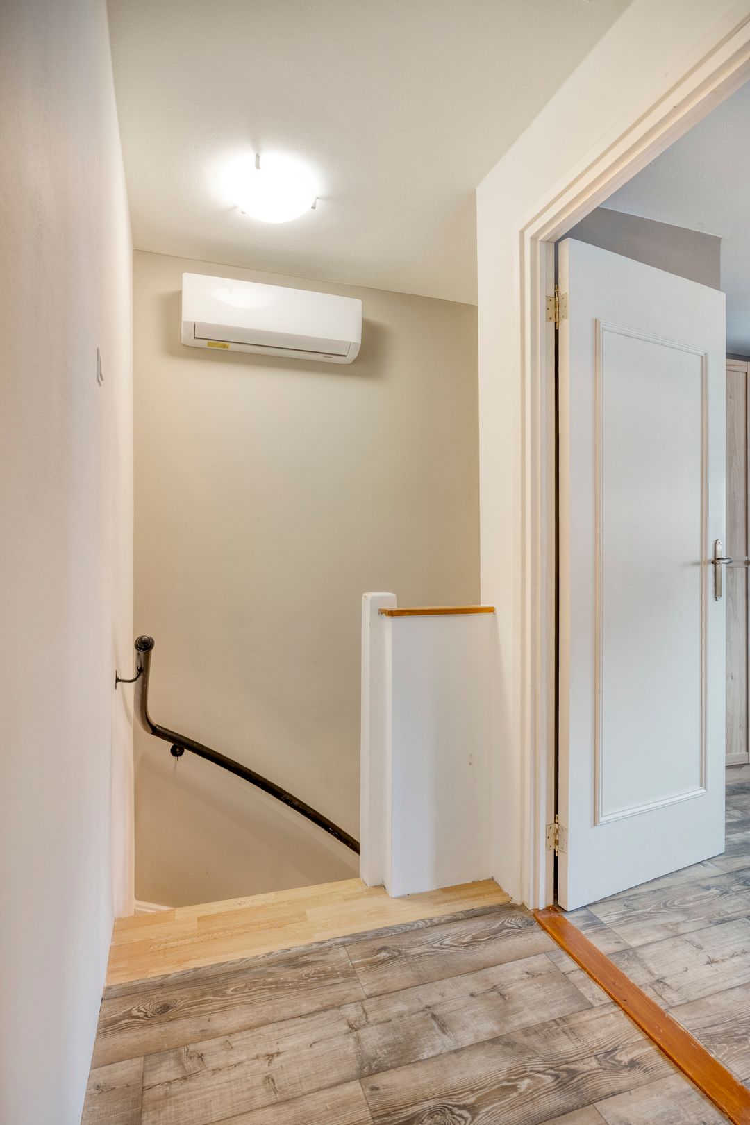 Foto 16 van Burg. Lemmensstraat 229