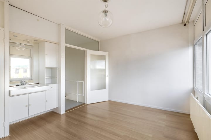 Photo 33 of Van der Wijckplein 1