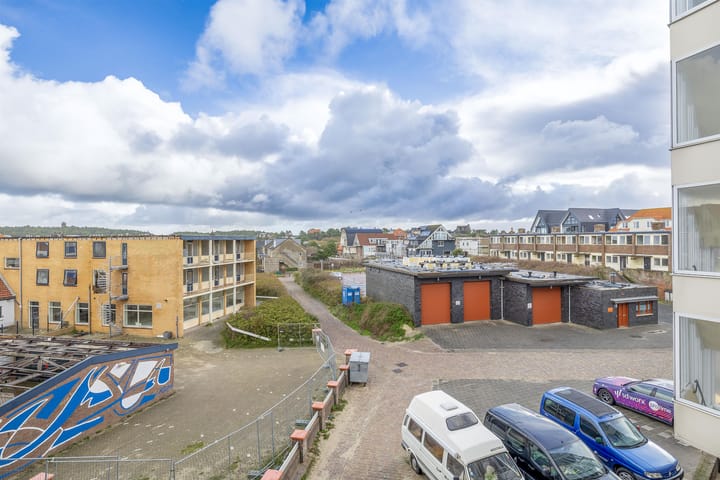 Photo 37 of Van der Wijckplein 1