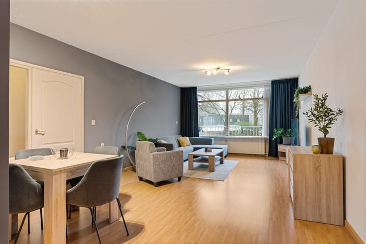 Foto 2 van Kadoelerbos 82