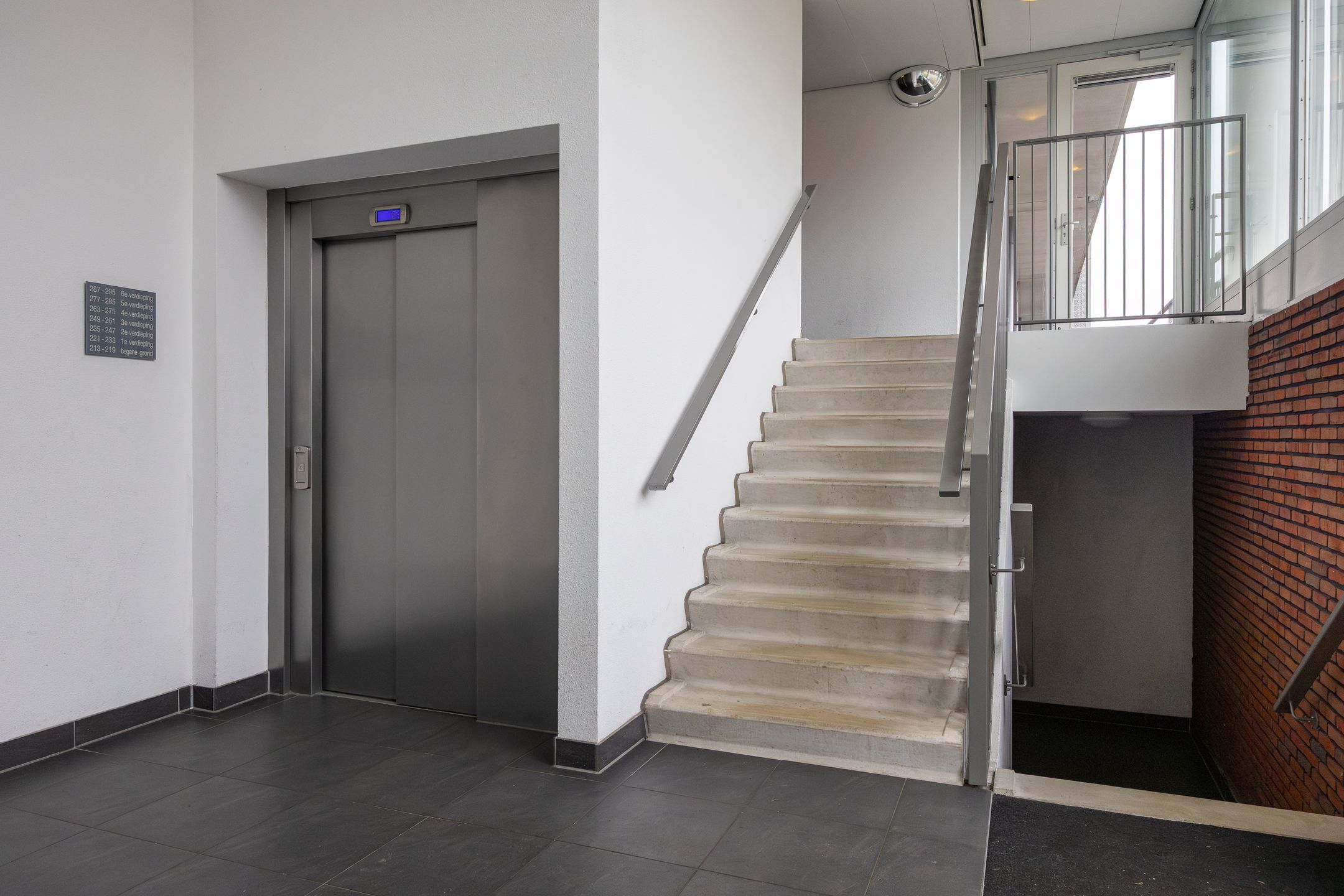 Foto 36 van Royaards van den Hamkade 291