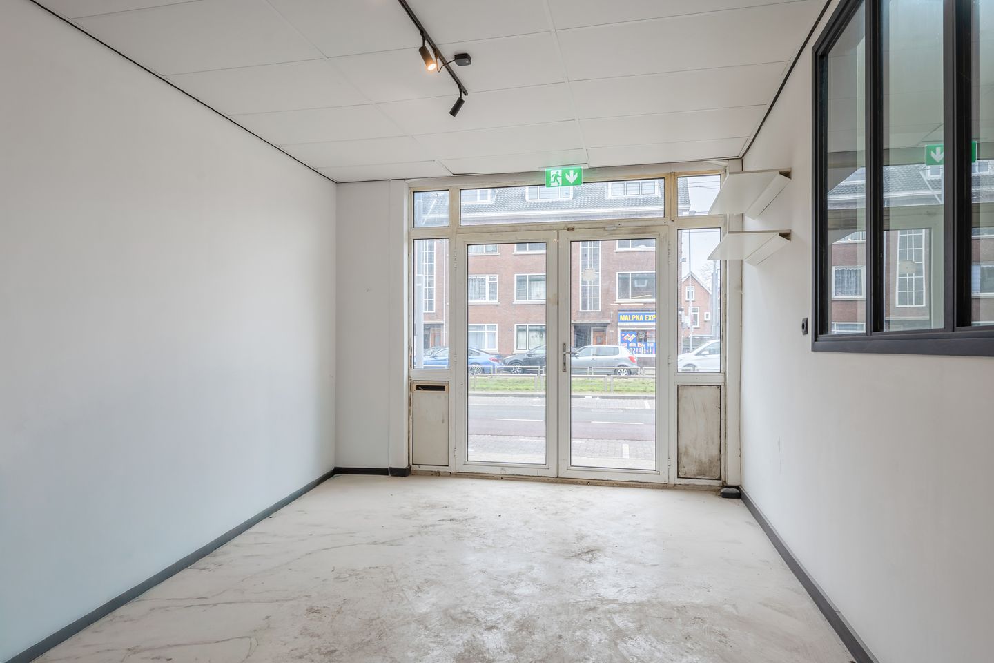 View photo 2 of Wolphaertsbocht 230