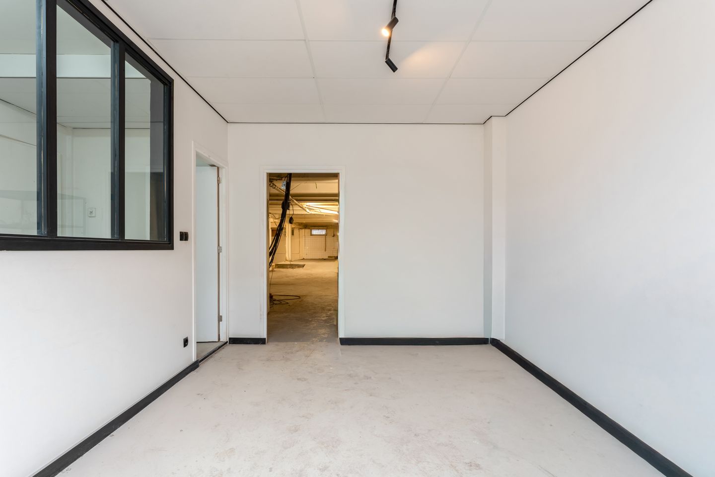 View photo 3 of Wolphaertsbocht 230