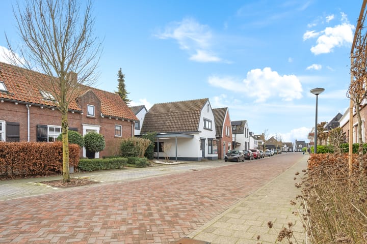 Foto 36 van Anneville-laan 24