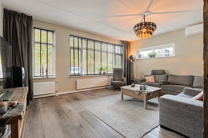 Foto 2 van Roelie Duinkerkenstraat 30