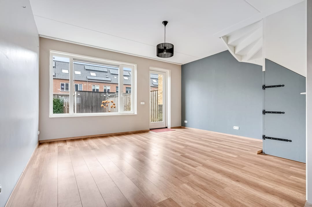 Photo 2 of Bremerstraat 25