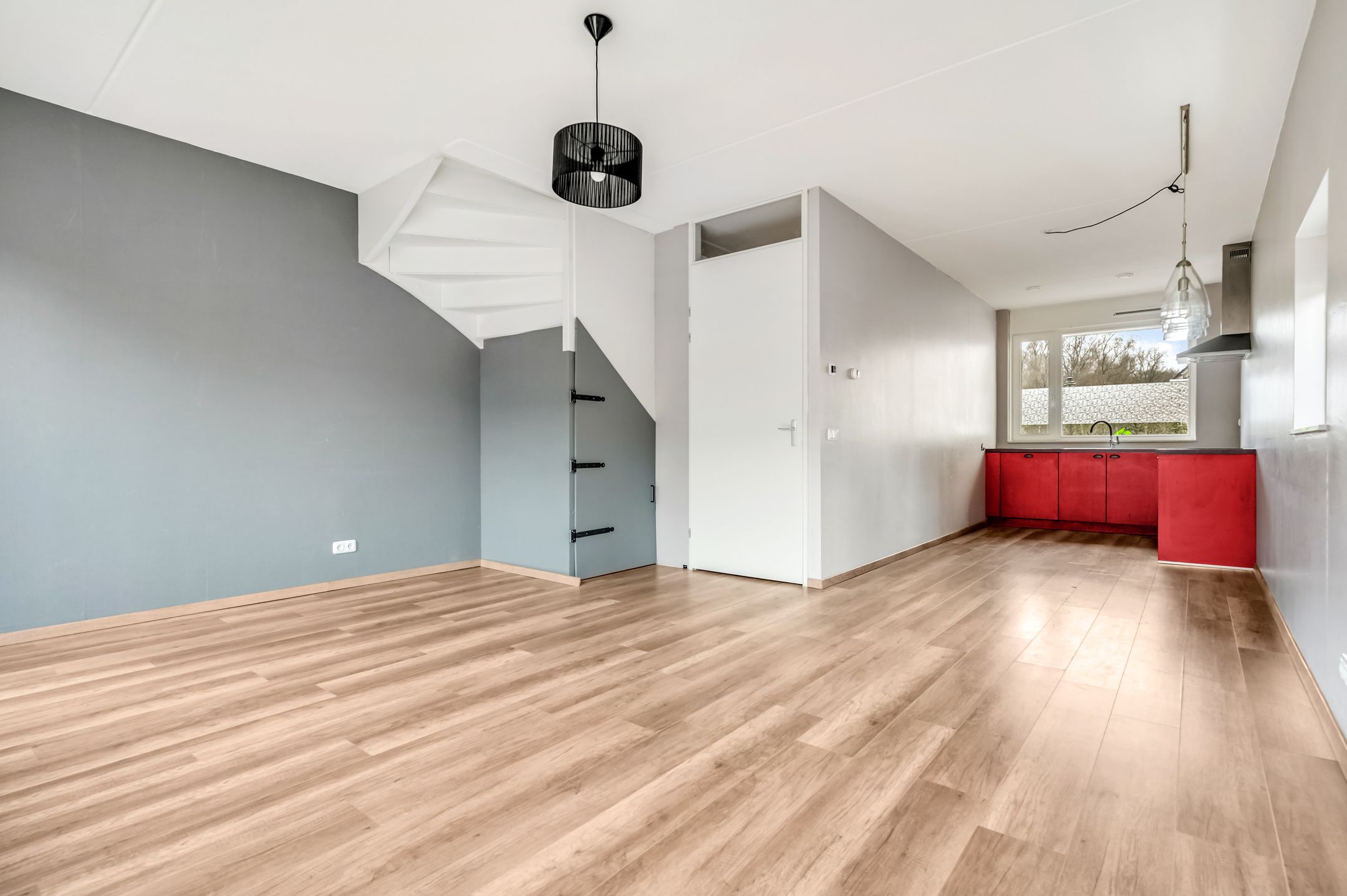 Photo 6 of Bremerstraat 25