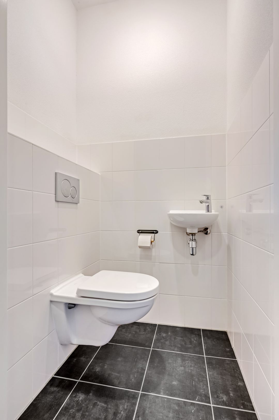 Photo 11 of Bremerstraat 25