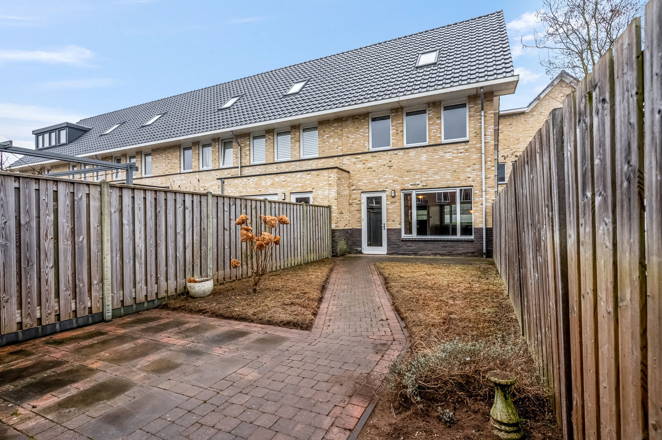 Photo 27 of Bremerstraat 25