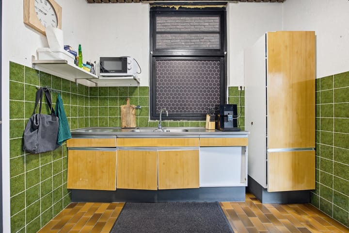 Photo 8 of Raadhuisstraat 9