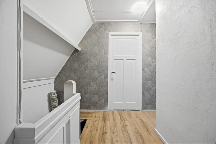 Photo 13 of Raadhuisstraat 9