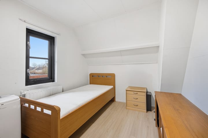 Photo 18 of Raadhuisstraat 9