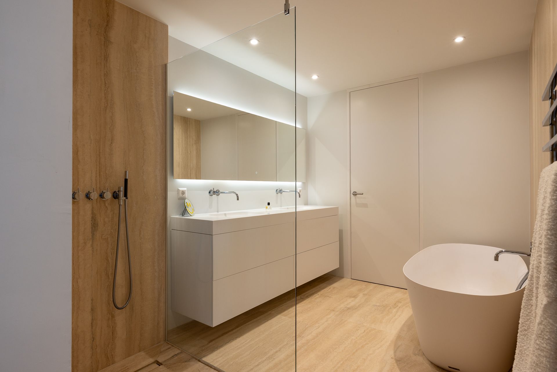 Foto 27 van Baan 56-C