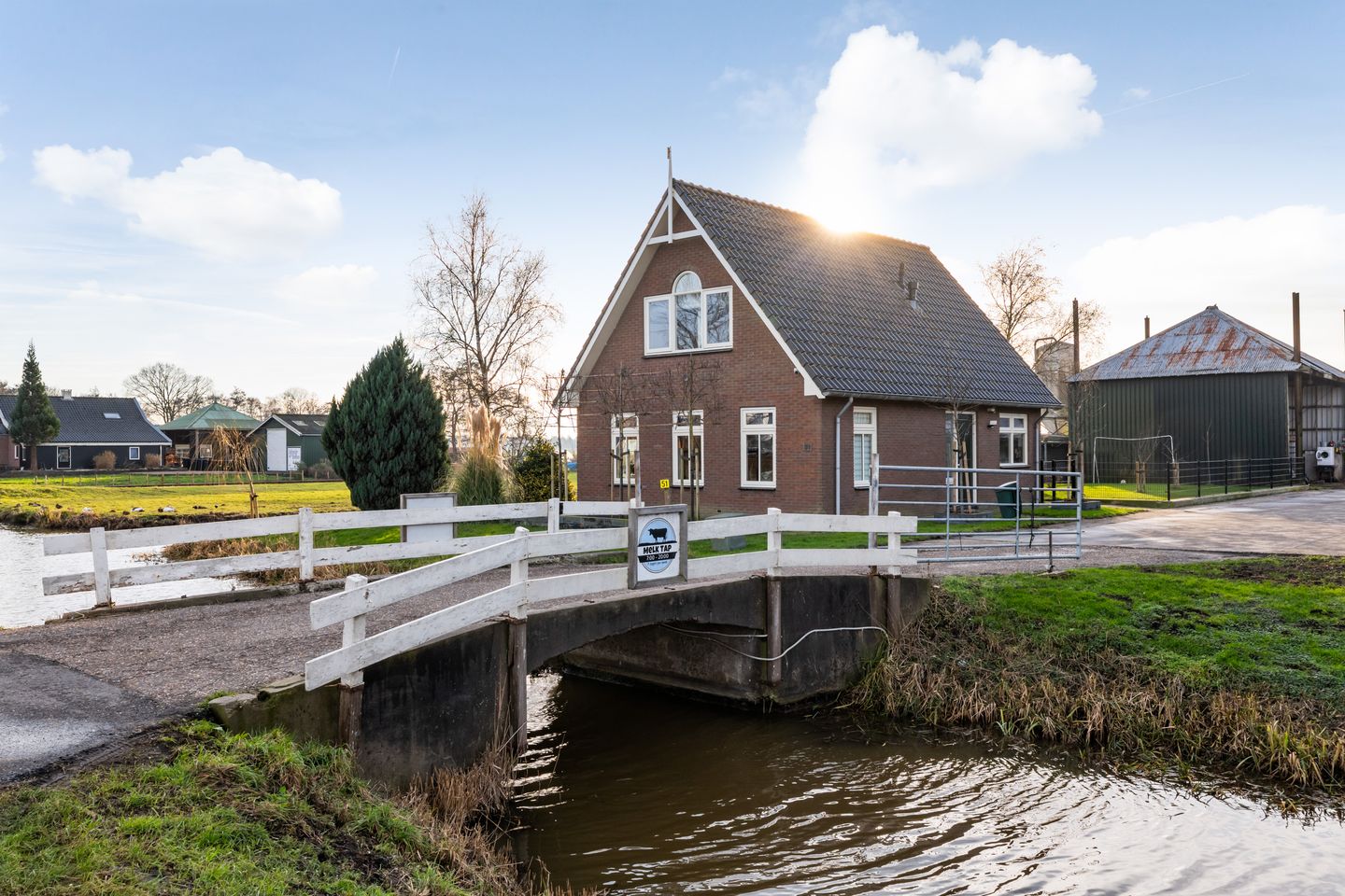 View photo 3 of Nieuwveenseweg 51