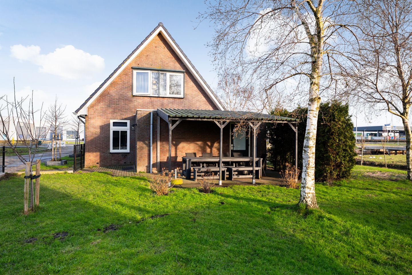 View photo 4 of Nieuwveenseweg 51