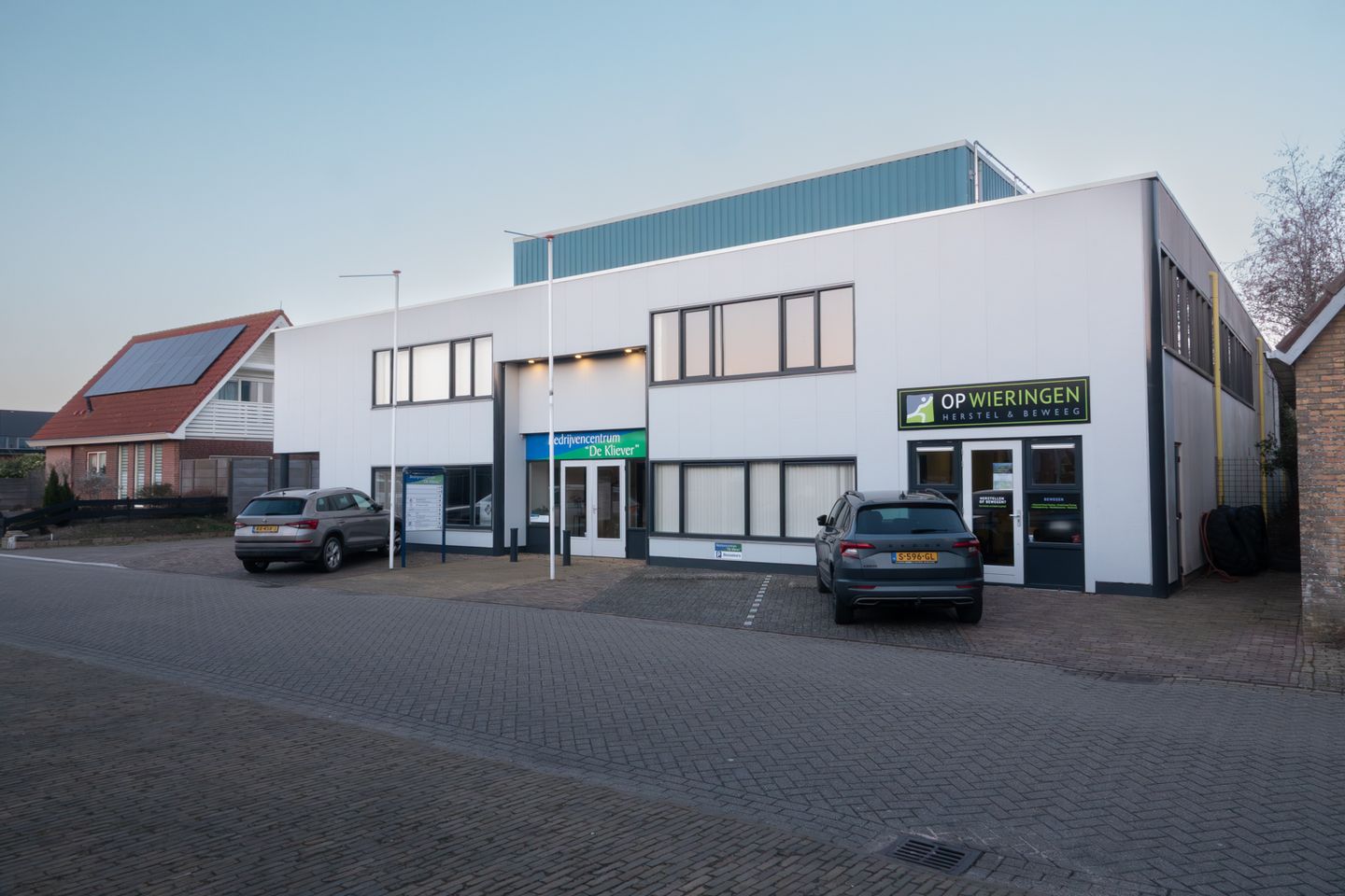 Bekijk foto 1 van Molenveld 4-a