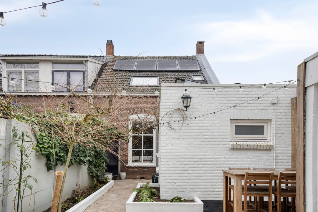 Photo 32 of Deken Sandersstraat 61