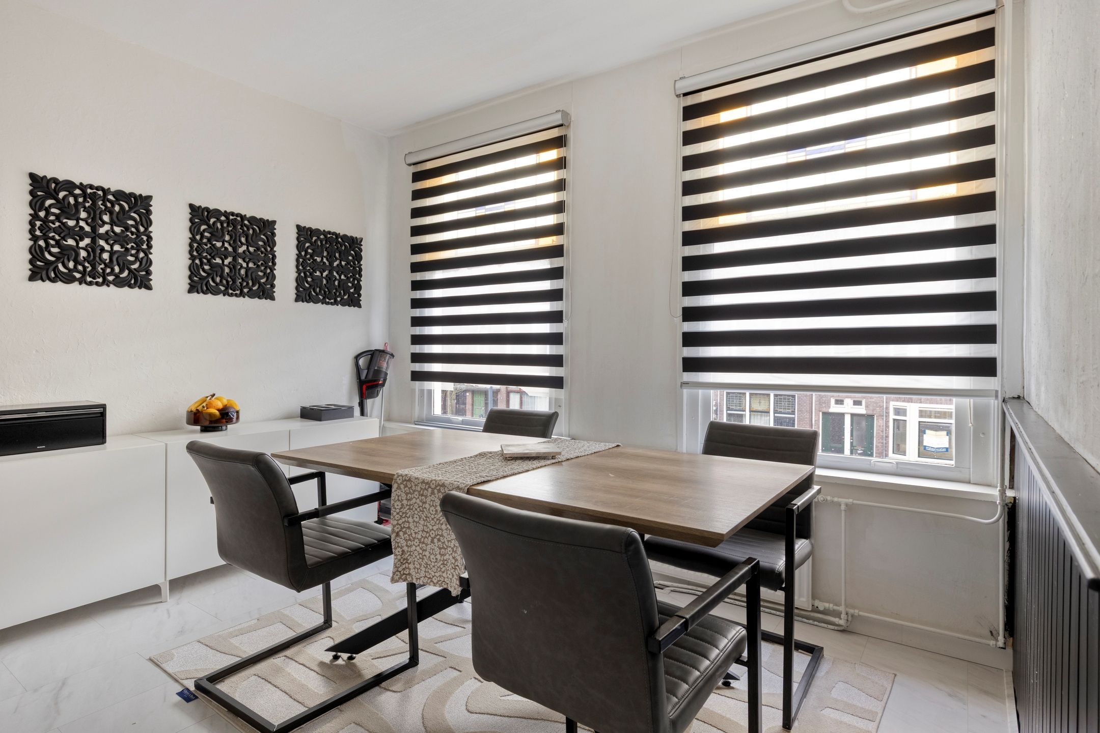 Photo 3 of Vondellaan 62-A