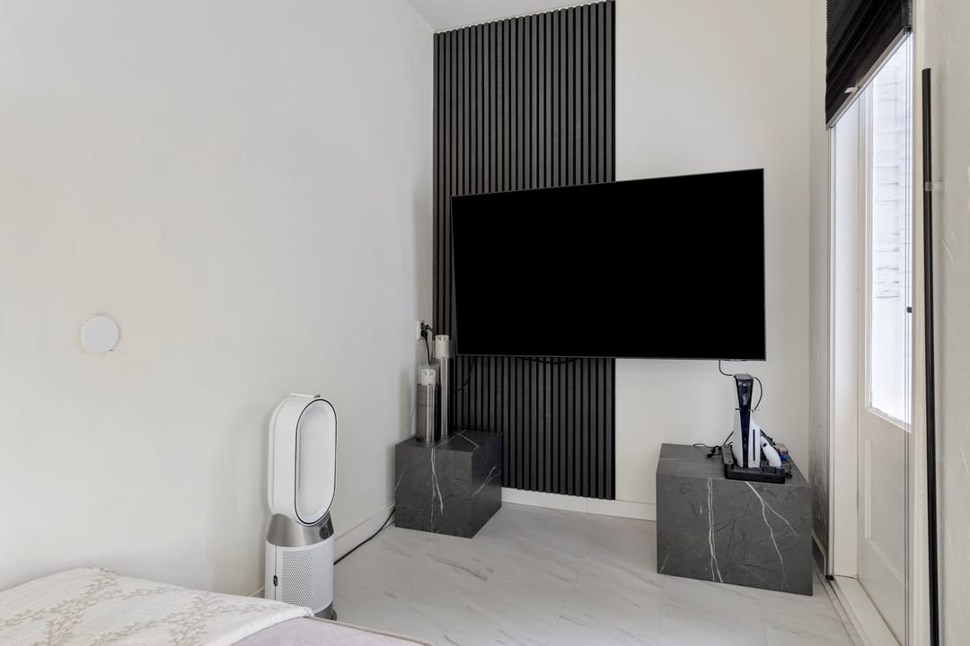 Photo 8 of Vondellaan 62-A