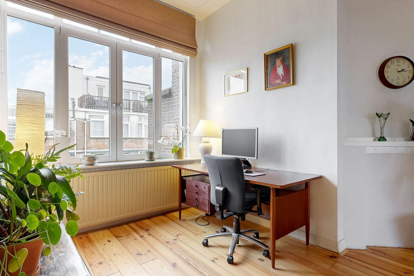 Foto 10 van Irisplein 19