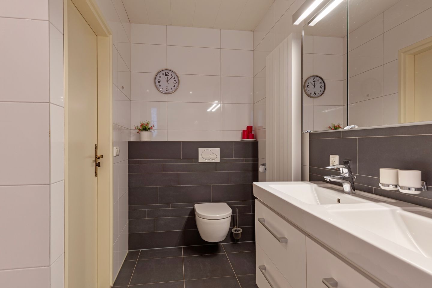 Foto 35 van Meidoornstraat 11