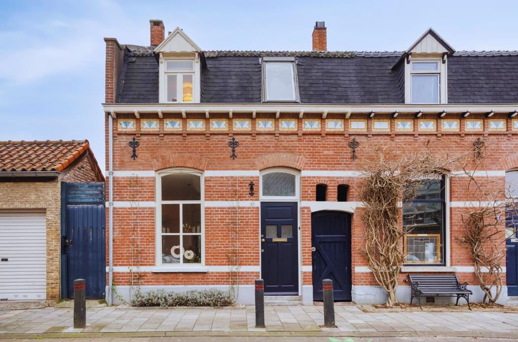 Photo 1 of Deken Sandersstraat 61