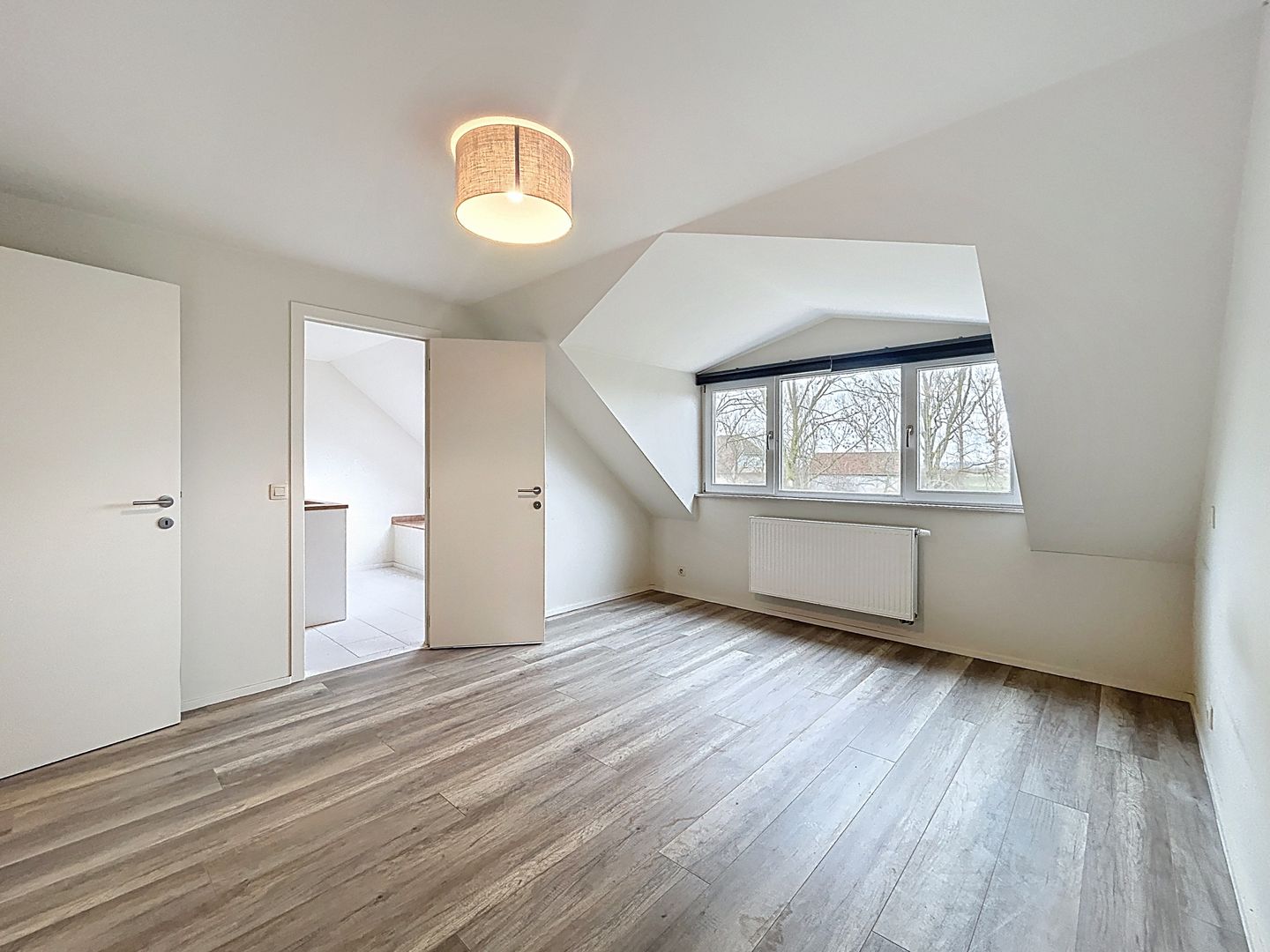 Photo 14 of Sluissestraat 10
