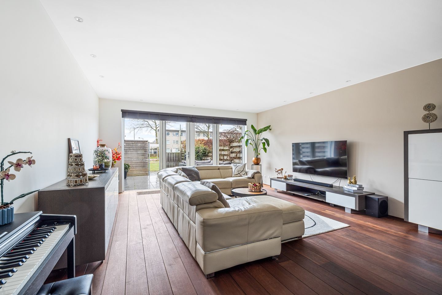 Foto 10 van Kamilleveld 104