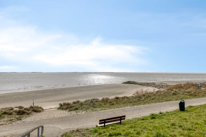 Photo 4 of Landingsweg 25