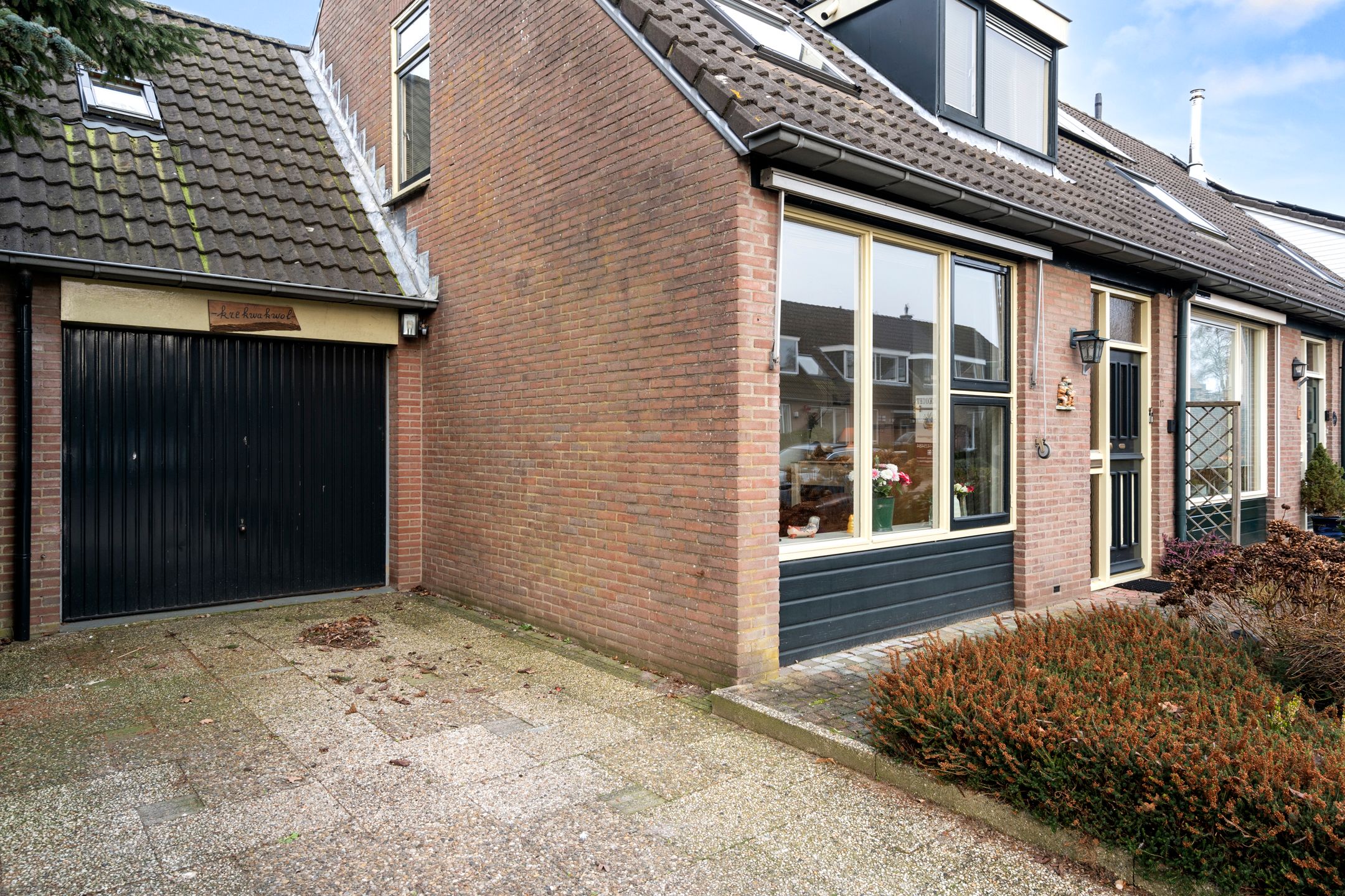 Photo 3 of Boterbloem 12