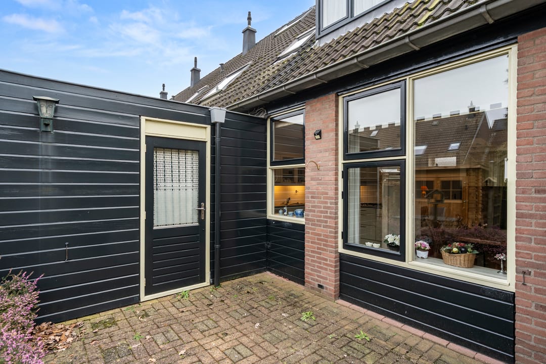 Photo 8 of Boterbloem 12