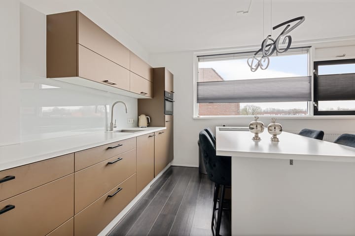 Foto 13 van Sperwerlaan 11