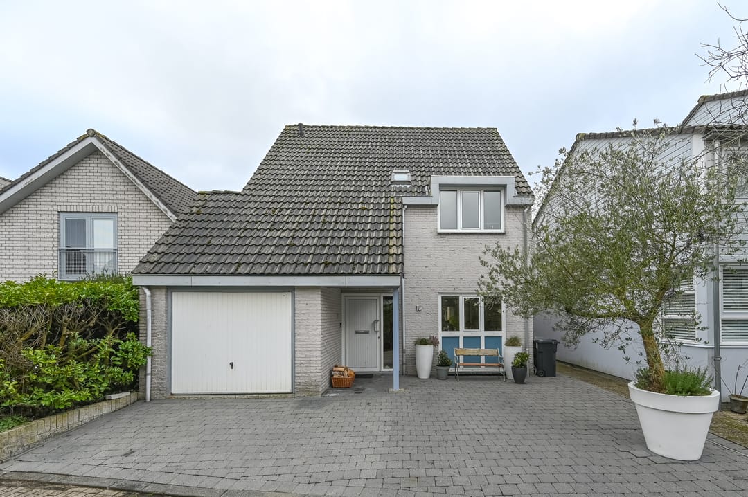 Photo 1 of Wegedoornweg 16