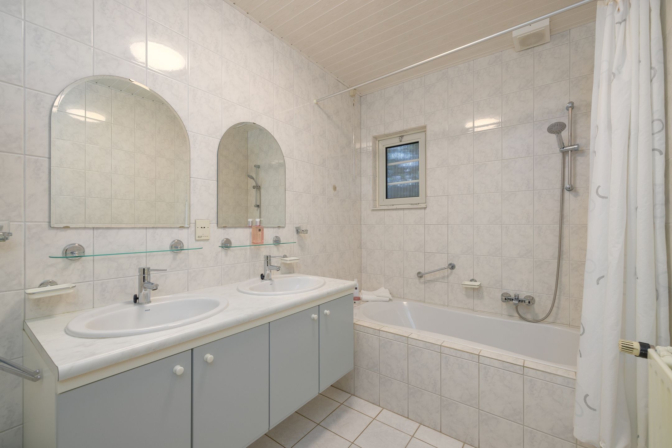 Foto 15 van Rondeweg 4