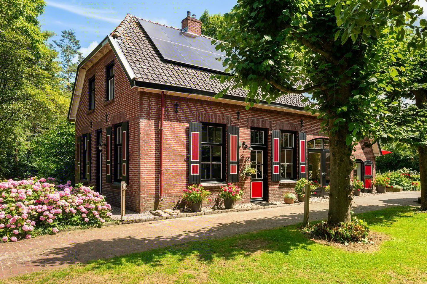 Foto 1 van Larenseweg 39