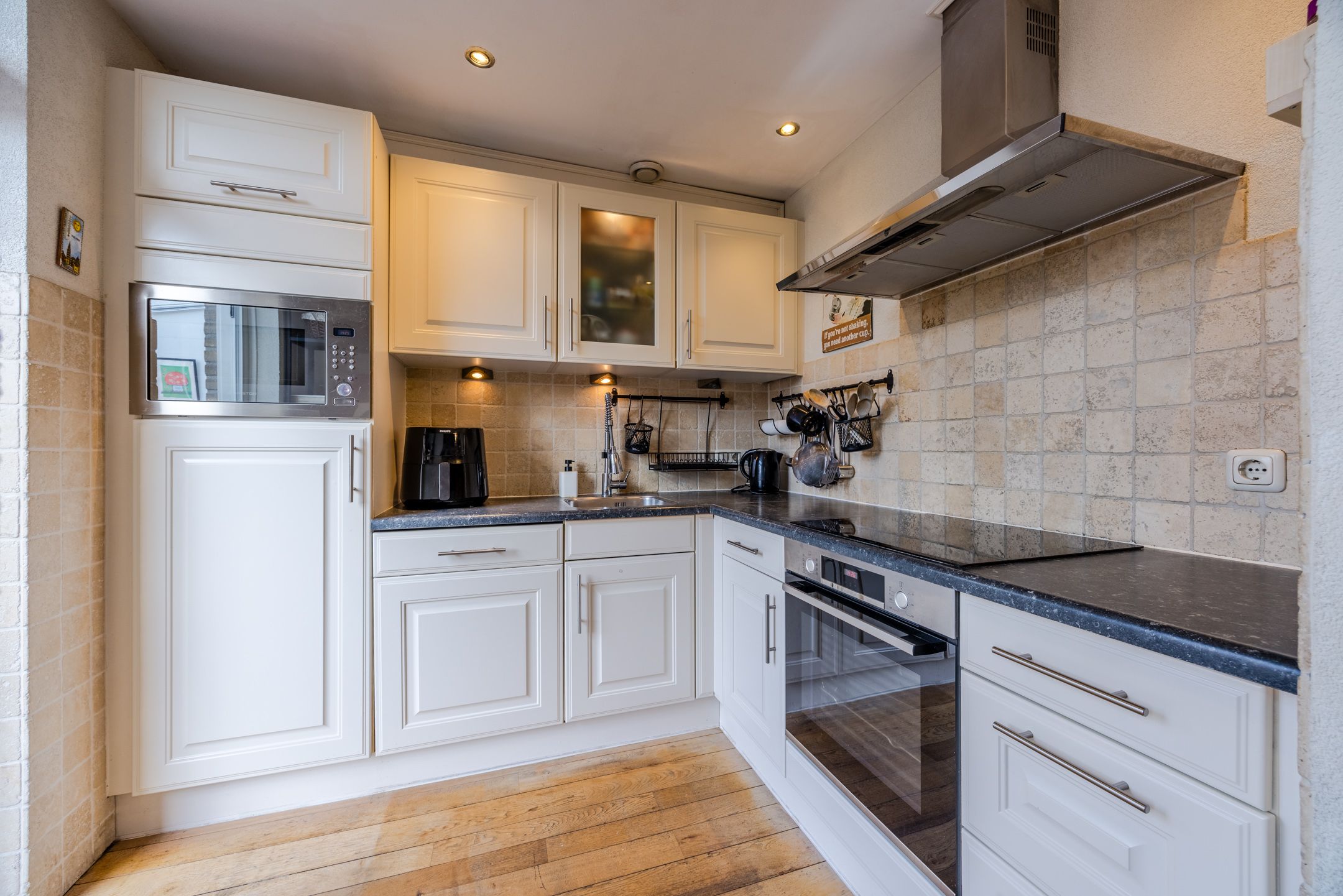 Foto 3 van Charley Tooropstraat 36