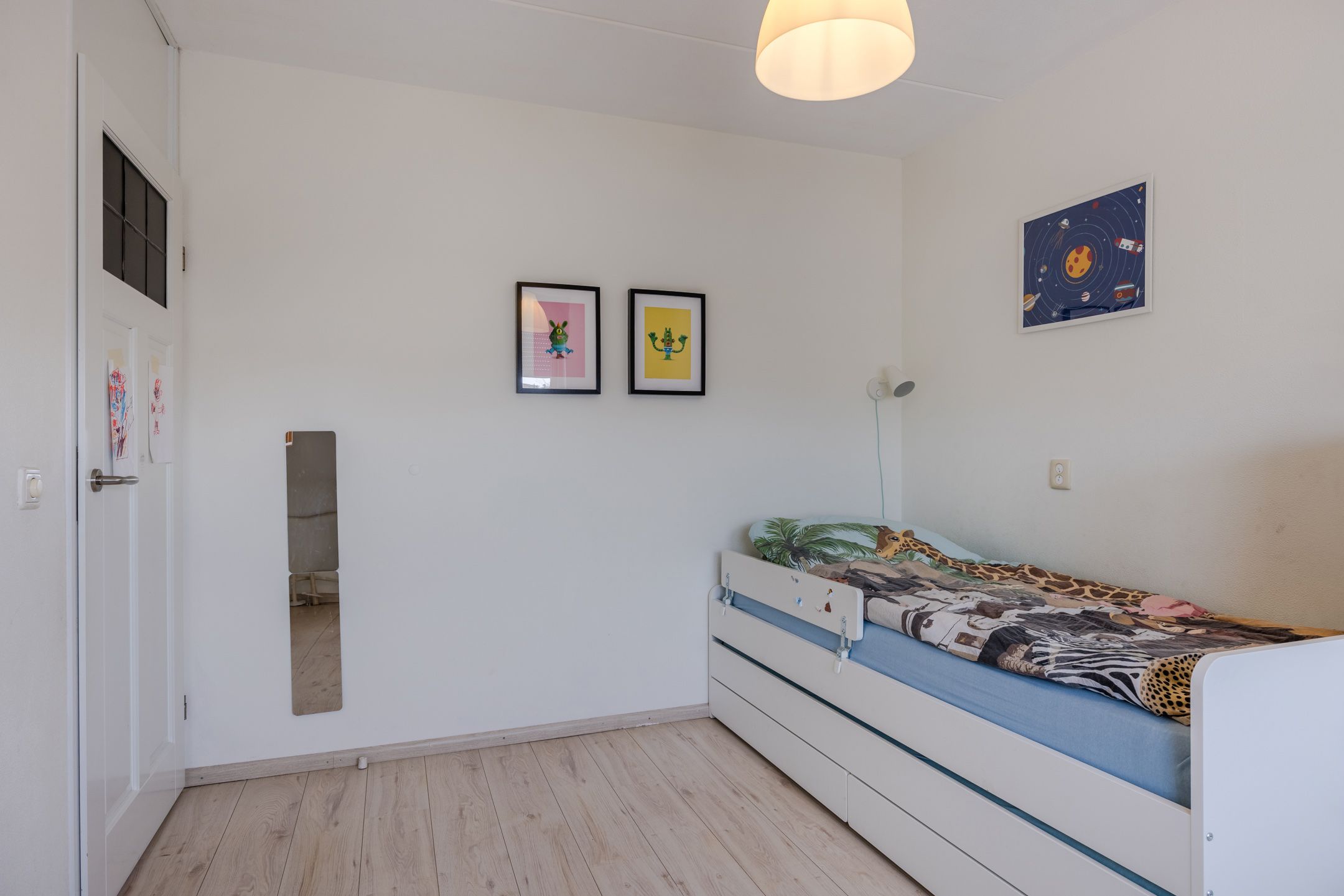 Foto 30 van Charley Tooropstraat 36