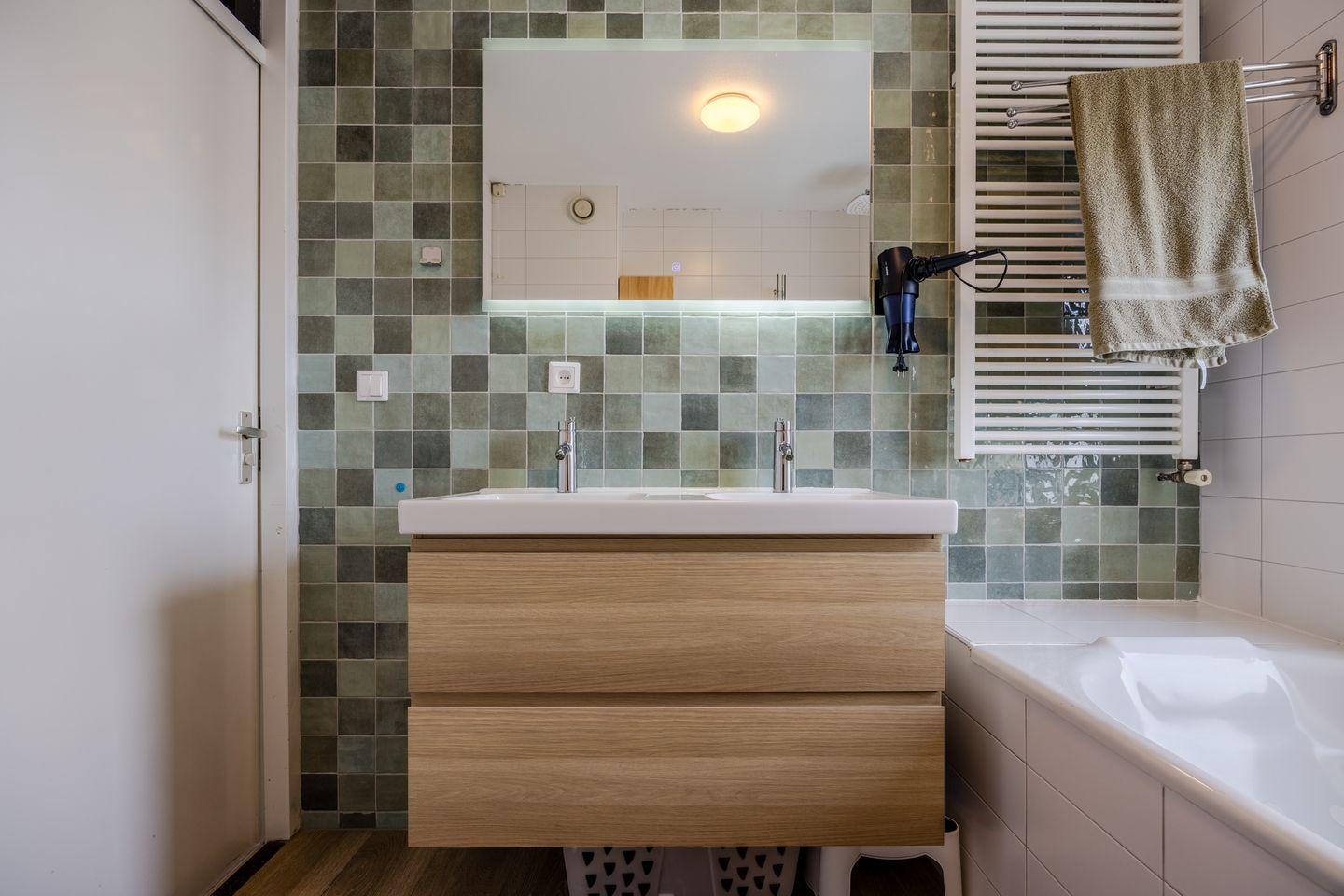 Foto 34 van Charley Tooropstraat 36