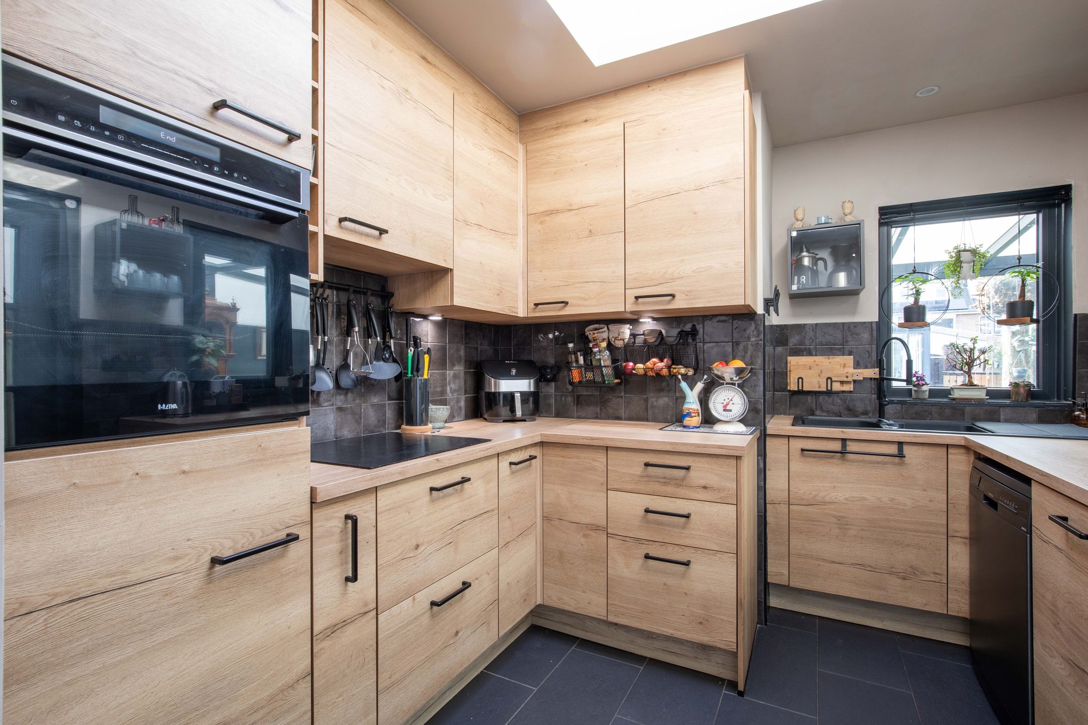 Photo 12 of Tooropstraat 35