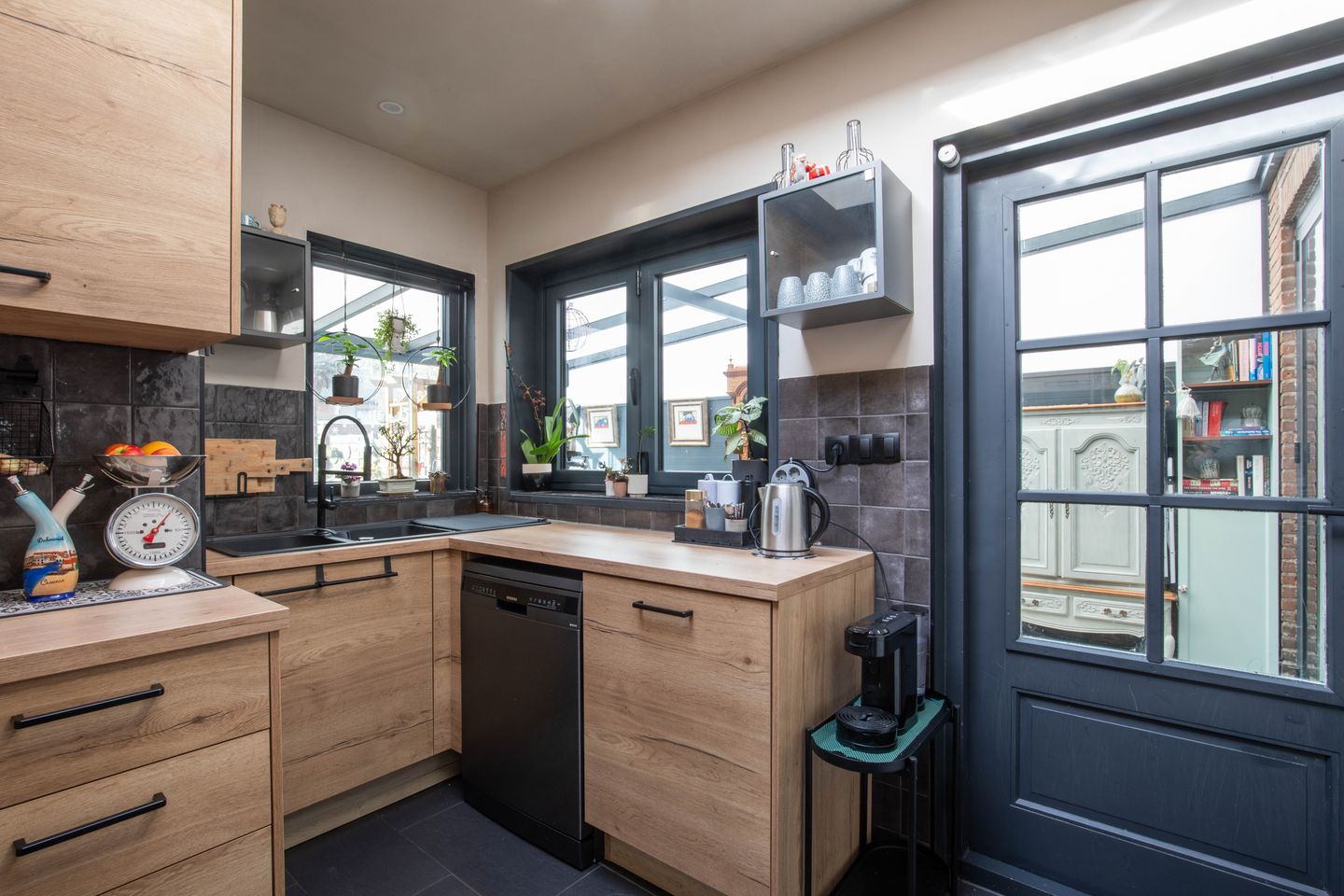 Photo 14 of Tooropstraat 35