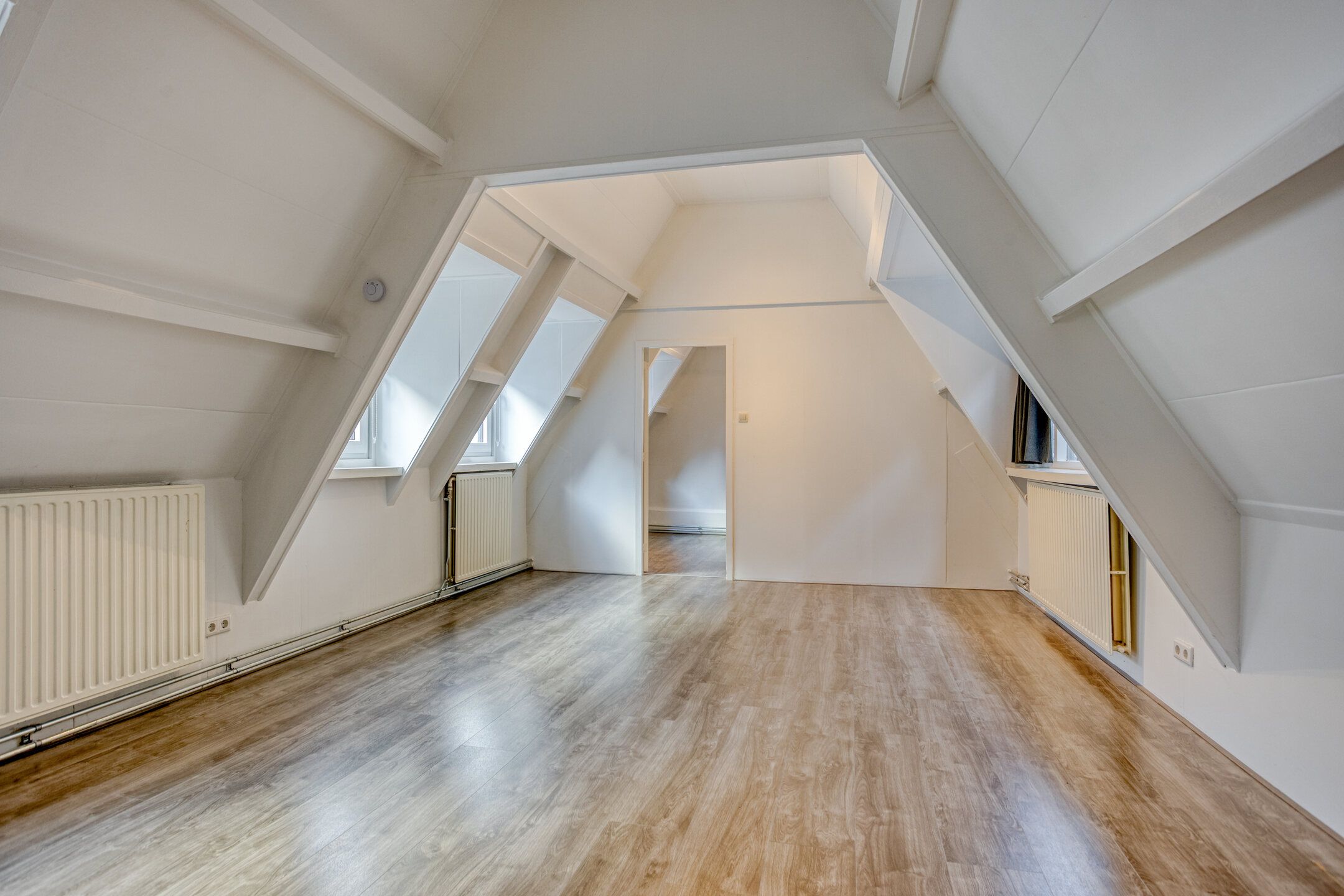 Foto 3 van Donkerstraat 1-A