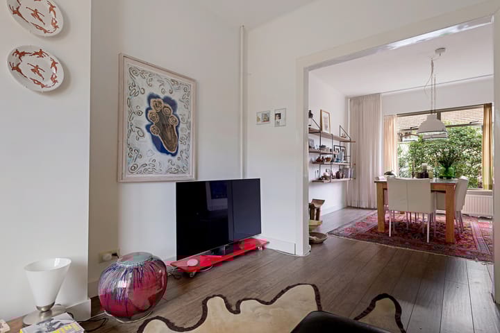 Photo 4 of Floraliastraat 6