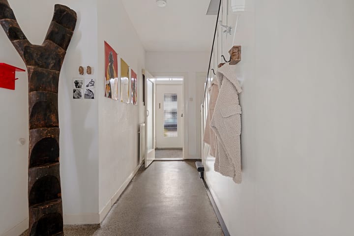 Photo 13 of Floraliastraat 6