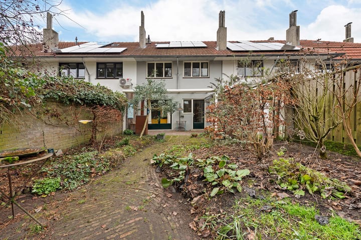 Photo 28 of Floraliastraat 6