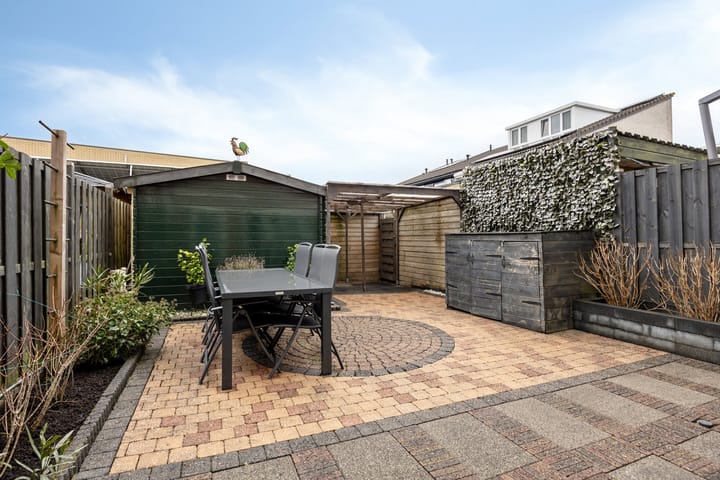 Photo 36 of Schoorlaan 8